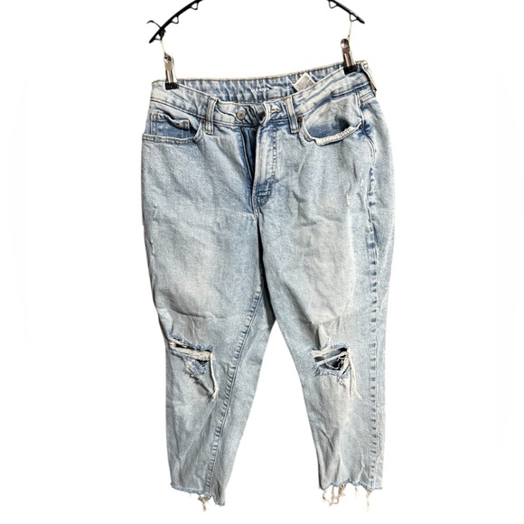 Old Navy Curvy OG Light Blue Denim Jeans - Picture 2 of 5